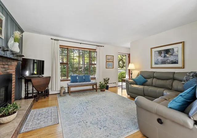 Homes for sale in Barre, MA | 25 Old Coach Rd, Barre, MA 01005 | MLS# 73528816