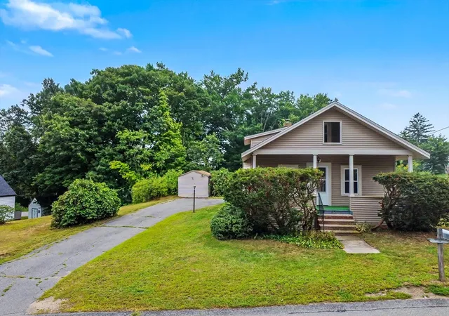 Photo 3 of Sale Pending at 226 Rosemont, Haverhill, MA 01832 | MLS# 73565021 | Listing updated on 2026-09-17