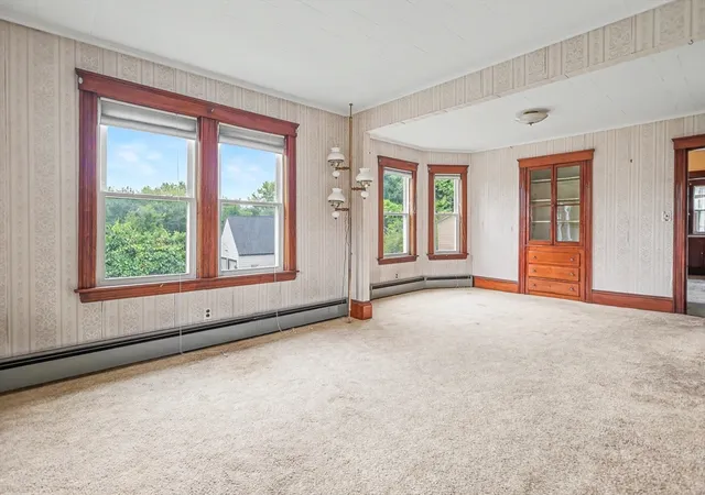 Photo 3 of Sale Pending at 226 Rosemont, Haverhill, MA 01832 | MLS# 73565021 | Listing updated on 2026-09-17