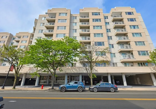 Homes for sale in Everett, MA | 30 Chelsea St #814, Everett, MA 02149 | MLS# 73533846