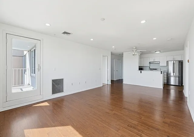 Homes for sale in Everett, MA | 30 Chelsea St #814, Everett, MA 02149 | MLS# 73533846