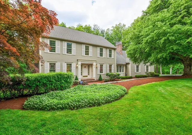 Homes for sale in Holden, MA | 7 Village Green Lane, Holden, MA 01520 | MLS# 73527873