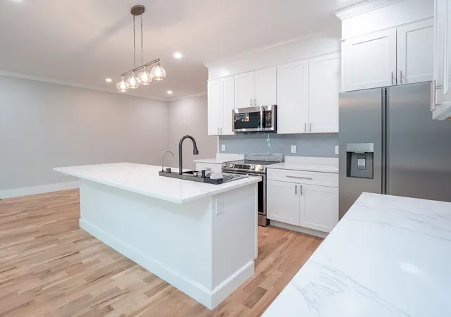 5th image of 76 Center St #A, Plympton, MA 02367 | MLS# 73544366