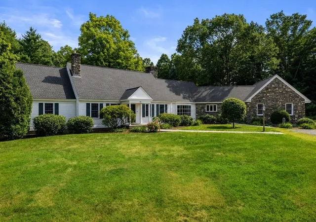 2nd image of 110 Northfield Rd, Lunenburg, MA 01462 | MLS# 73562578