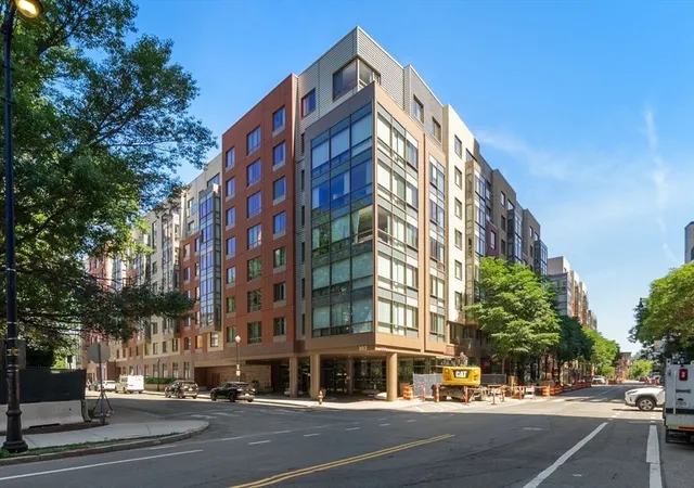 Homes for sale in Cambridge, MA | 303 Third St #705, Cambridge, MA 02142 | MLS# 73533551