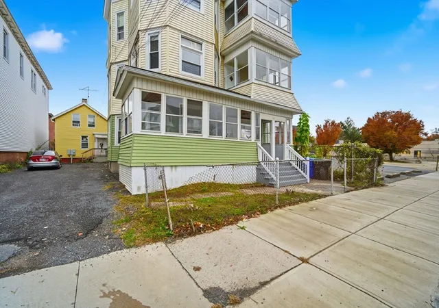 Homes for sale in Springfield, MA | 201 Main St, Springfield, MA 01151 | MLS# 73526948
