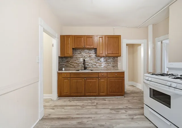 Homes for sale in Springfield, MA | 201 Main St, Springfield, MA 01151 | MLS# 73526948