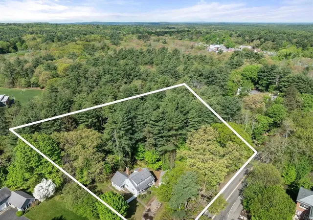 27th image of 37 School Street, Weston, MA 02493 | MLS# 73494838