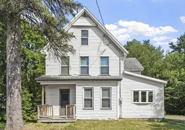 1st image of 354 Massachusetts Ave, Lunenburg, MA 01462 | MLS# 73546180
