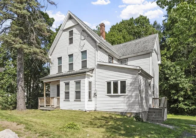 2nd image of 354 Massachusetts Ave, Lunenburg, MA 01462 | MLS# 73546180