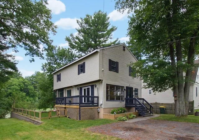 Homes for sale in Bellingham, MA | 71 Box Pond Dr, Bellingham, MA 02019 | MLS# 73545197