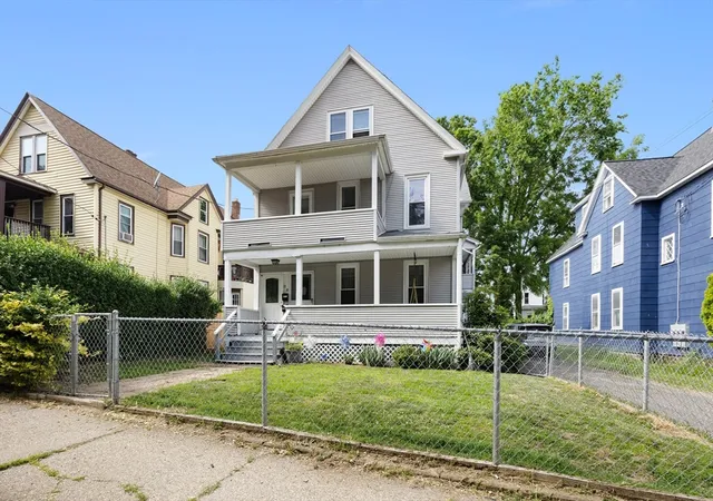 Homes for sale in Holyoke, MA | 89-91 Hitchcock Street, Holyoke, MA 01040 | MLS# 73538371