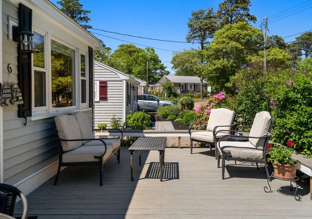 Homes for sale in Dennis, MA | 253 Shad Hole Rd, Dennis, MA 02639