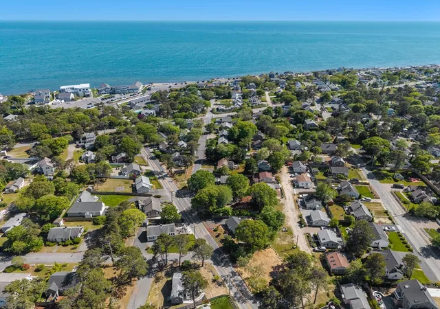 2nd image of 253 Shad Hole Rd, Dennis Port, MA 02639