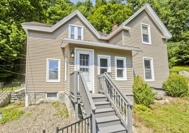 2nd image of 15 Bridge St, Monson, MA 01057 | MLS# 73564687