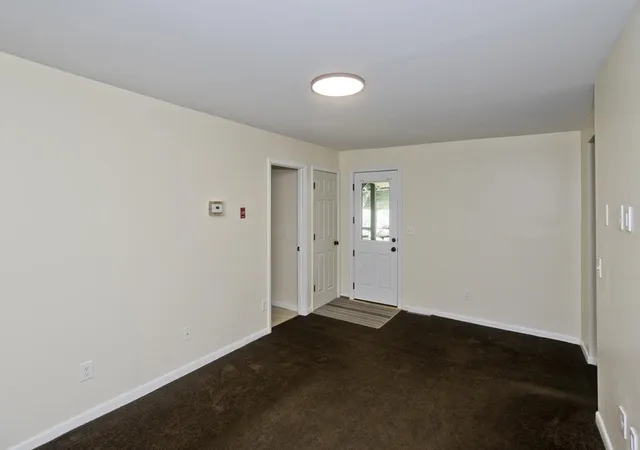 3rd image of 15 Bridge St, Monson, MA 01057 | MLS# 73564687