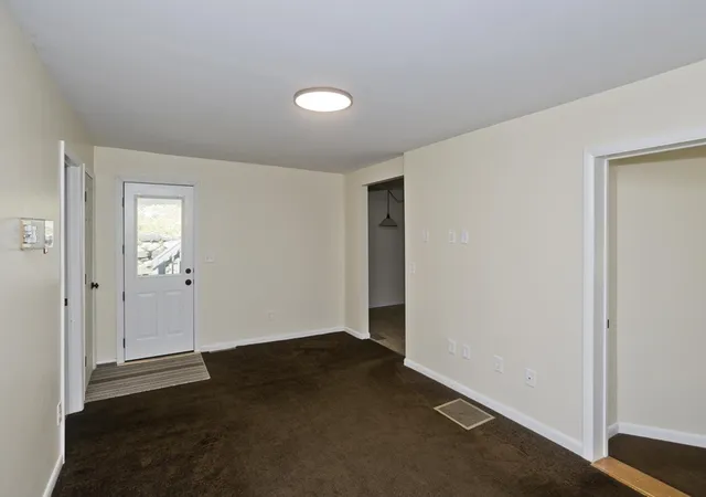 4th image of 15 Bridge St, Monson, MA 01057 | MLS# 73564687
