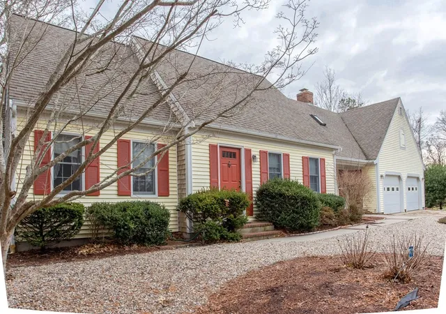 3rd image of 19 Deacon Joseph Lane, Dennis, MA 02638 | MLS# 72111282