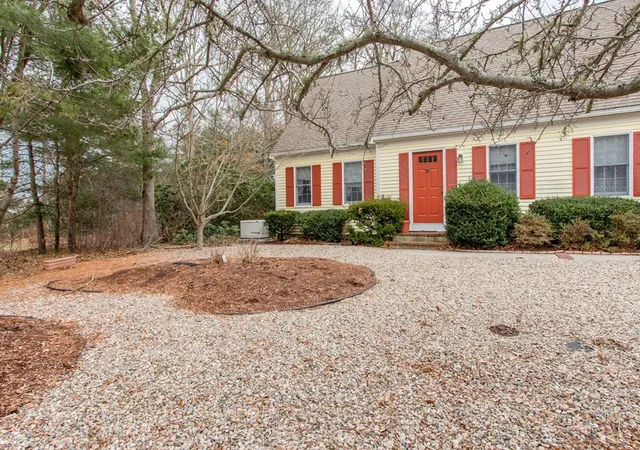 4th image of 19 Deacon Joseph Lane, Dennis, MA 02638 | MLS# 72111282