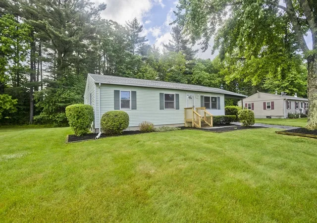 Homes for sale in Springfield, MA | 276 Spikenard Cir, Springfield, MA 01129 | MLS# 73528781