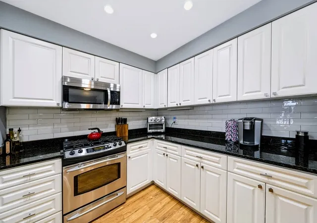 Photo 4 of Condo for sale at 501 Commerce Dr #2212, Braintree, MA 02184 | MLS# 73560463 | Listing updated on 2026-09-30