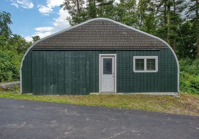 5th image of 131 Wampum St, Wrentham, MA 02093 | MLS# 73567664