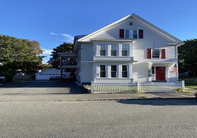 Homes for sale in Brockton, MA | 236 Market St, Brockton, MA 02301 | MLS# 73547011