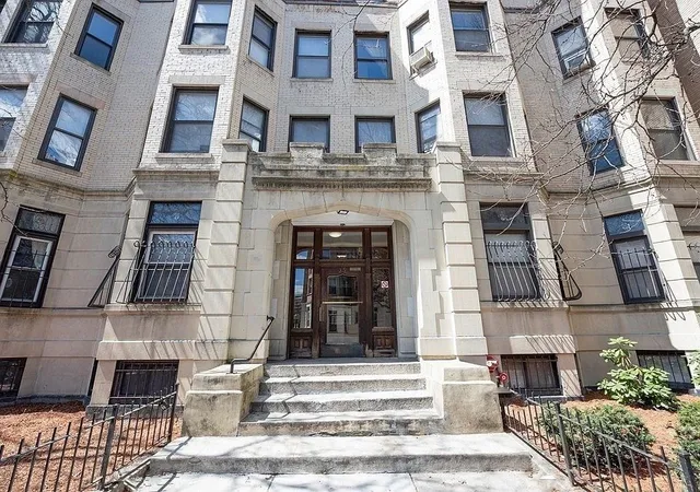 Homes for sale in Boston, MA | 39 Hemenway Street #09, Boston, MA 02115 | MLS# 73542572