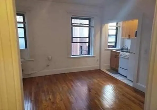 Homes for sale in Boston, MA | 39 Hemenway Street #09, Boston, MA 02115 | MLS# 73542572
