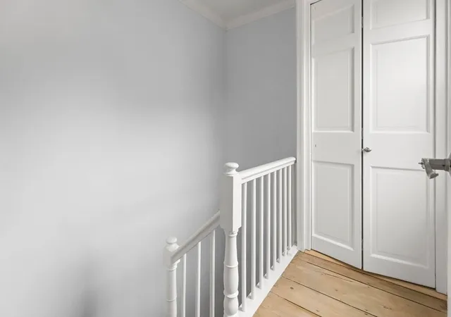 5th image of 30 Chapel St, Gloucester, MA 01464