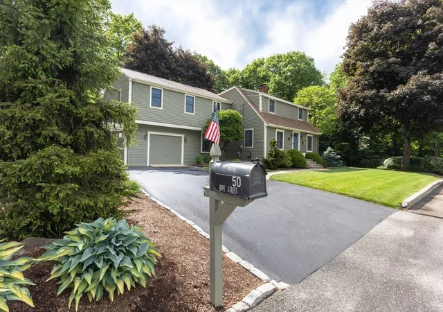 3rd image of 50 Hope St, Mansfield, MA 02048 | MLS# 73527244
