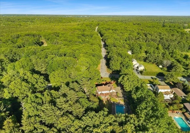 27th image of 7 Sears Island Dr, Lakeville, MA 02347 | MLS# 73537378