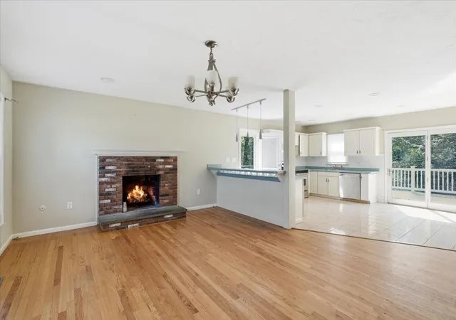 4th image of 55 Vfw Dr, Rockland, MA 02370 | MLS# 73563236