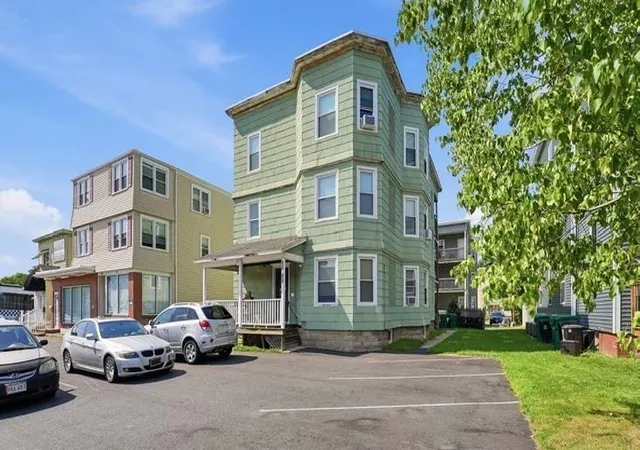 3rd image of 541-543 Front Street, Chicopee, MA 01013 | MLS# 73564676