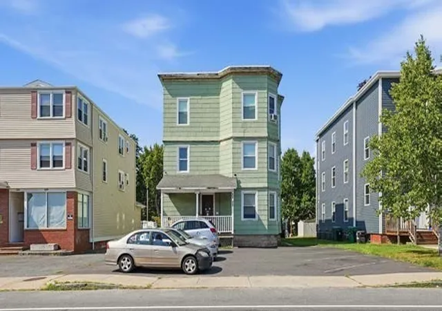 4th image of 541-543 Front Street, Chicopee, MA 01013 | MLS# 73564676