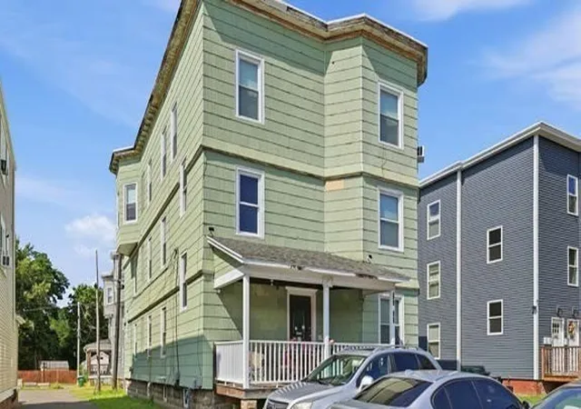 5th image of 541-543 Front Street, Chicopee, MA 01013 | MLS# 73564676