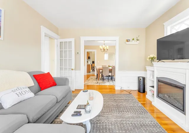 Photo 3 of Sale Pending at 21 Bradwood St, Roslindale, MA 02131 | MLS# 73559617 | Listing updated on 2026-09-11