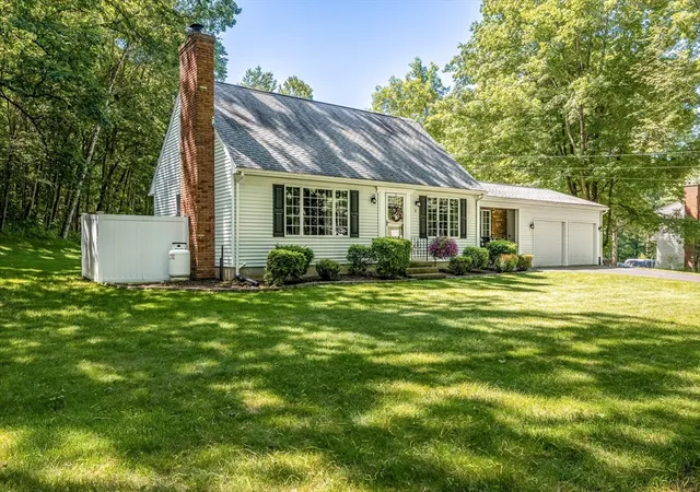 Homes for sale in Wilbraham, MA | 9 Branch Rd, Wilbraham, MA 01095 | MLS# 73533683