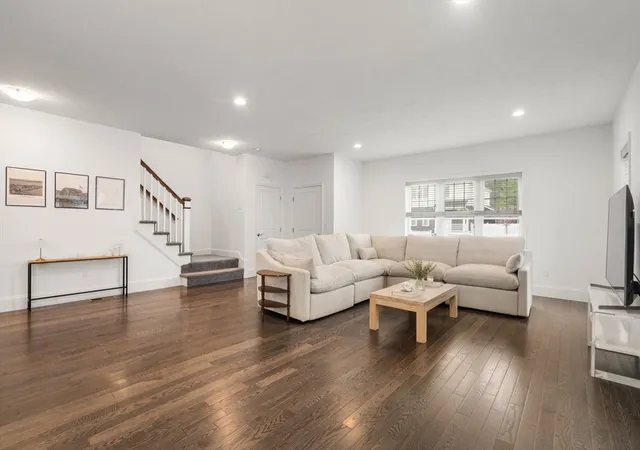 Homes for sale in Norfolk, MA | 15 Cleary Circle #15, Norfolk, MA 02056 | MLS# 73511794