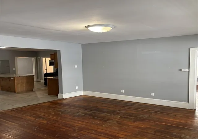 Listing Photo 5 - Condo for sale in building located at 32 Nassau St, Chicopee, MA 01013