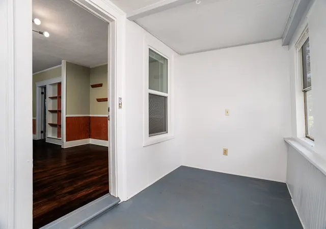 4th image of 53 Peabody St, Gardner, MA 01440 | MLS# 73546982