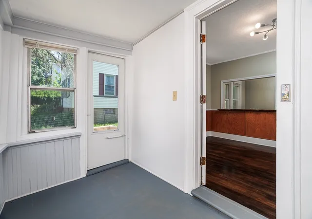 5th image of 53 Peabody St, Gardner, MA 01440 | MLS# 73546982