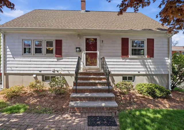 1st image of 646 Lynn Fells Pkwy, Melrose, MA 02176 | MLS# 73514433