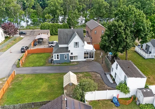 11th image of 10 Grant, Dracut, MA 01826 | MLS# 73542912