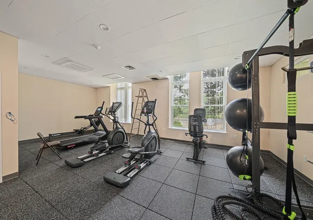 Homes for sale in Duxbury, MA | 100 Parks St, Duxbury, MA 02332 | Houzeo