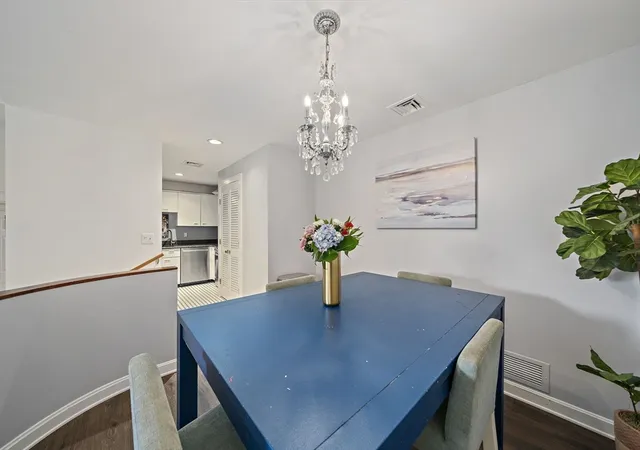 Homes for sale in Duxbury, MA | 100 Parks St, Duxbury, MA 02332