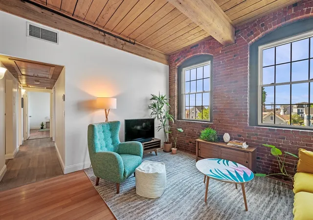 1st image of 50 Rantoul St, Beverly, MA 01915