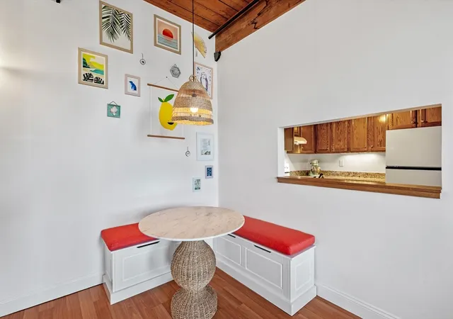 5th image of 50 Rantoul St, Beverly, MA 01915