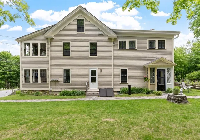 Homes for sale in New Salem, MA | 1 South Main St, New Salem, MA 01355 | MLS# 73529005