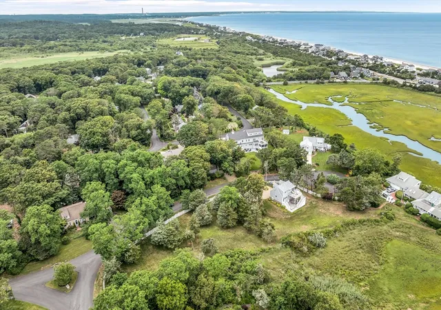 Photo 3 of Single family home for sale at 4 Arrowhead Cir, East Sandwich, MA 02537 | MLS# 73551715 | Listing updated on 2026-08-14